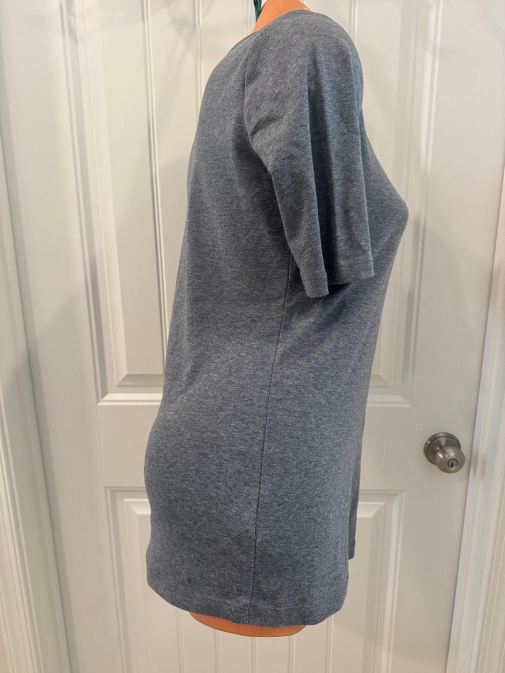 EDDIE BAUER Gray Round Neck Elbow Tee T Shirt M Medium EUC $40 - Picture 4 of 11